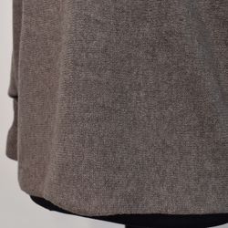 Finstickad tröja Volangärm TAUPE