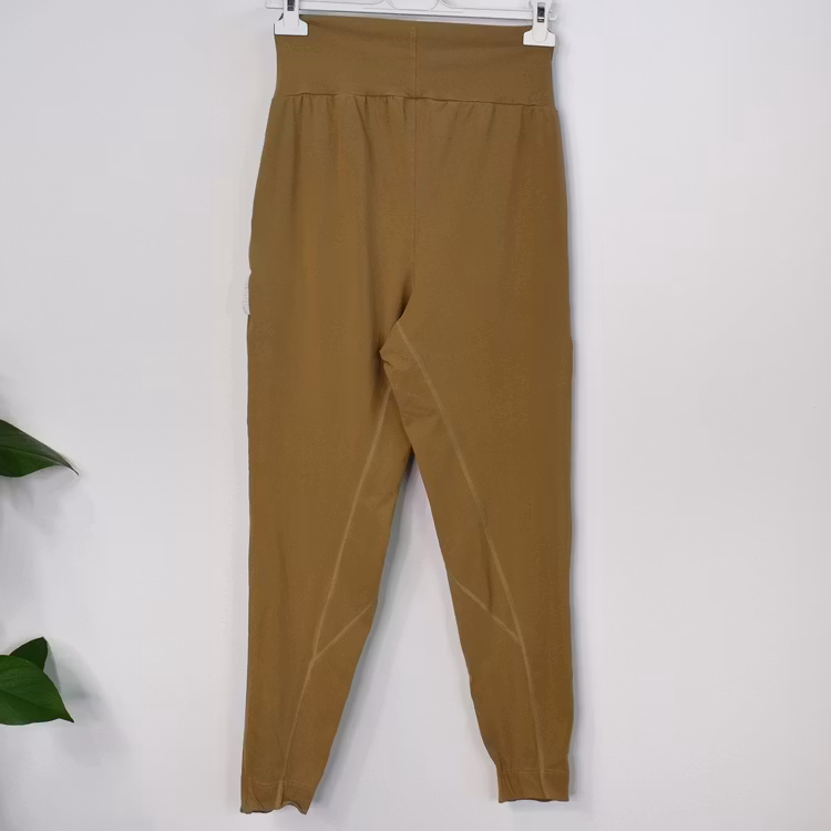 SECOND HAND Yogabyxa ECO Santosha SENAP Storlek M - Santa Ni