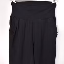 SECOND HAND Yogabyxa ECO Santosha SVART Storlek S - Santa Ni