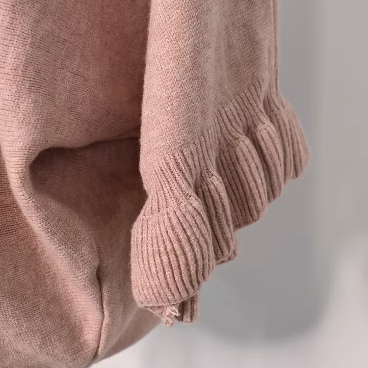 Finstickad tröja Volangärm ROSA