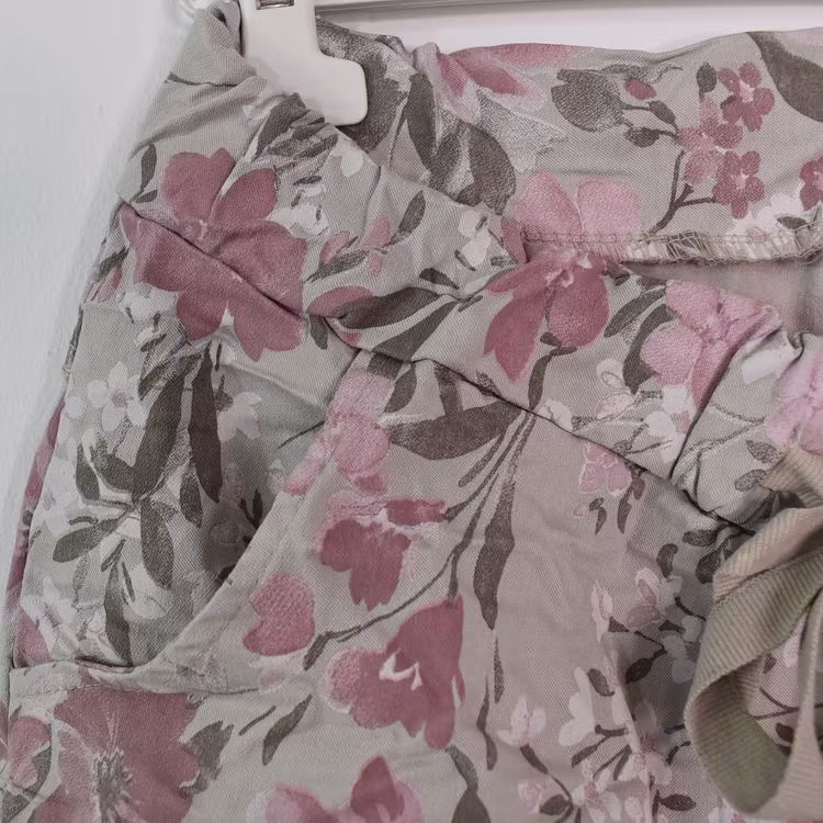 Stretchig Byxa Signe Blommig ROSA - Mix By Heart