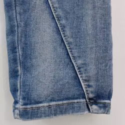 SECOND HAND Baggy Jeans BLÅ Storlek 34 - Place du Jour
