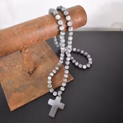 Halsband Caroline GRÅ - The Moshi