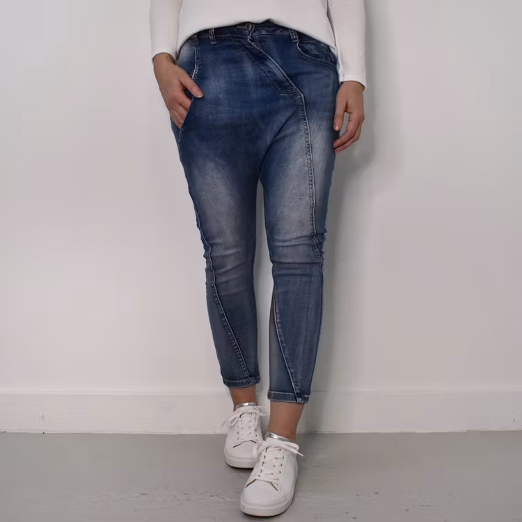 SECOND HAND Baggy Jeans BLÅ Storlek 34 - Place du Jour