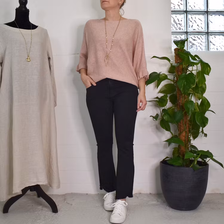 Stretchjeans Shortcut med fransar SVART - 3D Denim