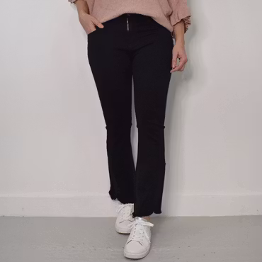 Stretchjeans Shortcut med fransar SVART - 3D Denim