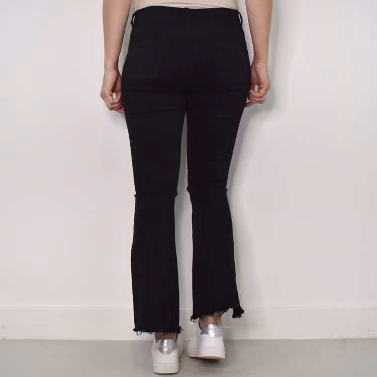 Stretchjeans Shortcut med fransar SVART - 3D Denim