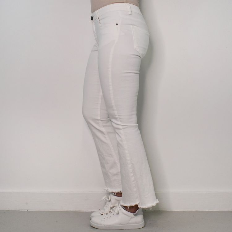 Stretchjeans Shortcut med fransar PANNA - 3D Denim