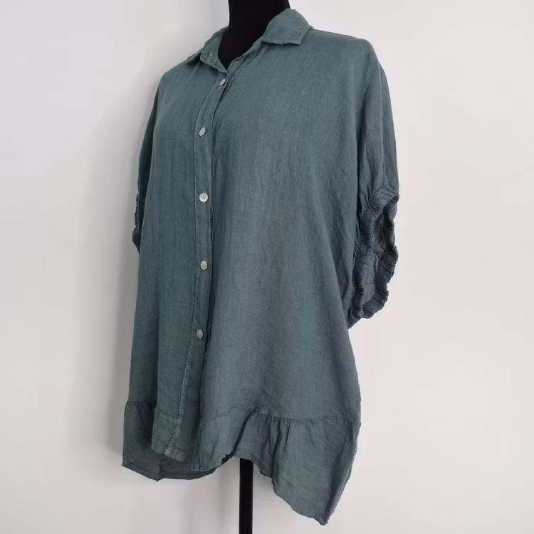 Kort linneskjorta med Volang VERT CANARD