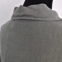 Kort linneskjorta med Volang KAKI