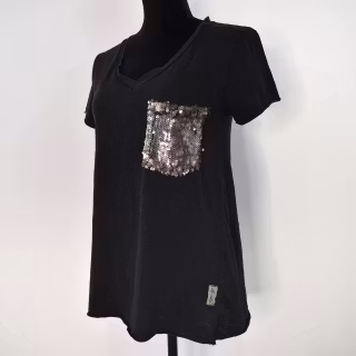SECOND HAND T-shirt SVART S/M - Lo-ika