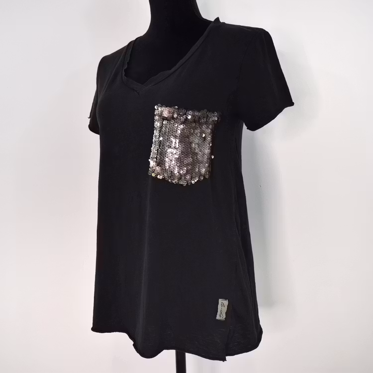 SECOND HAND T-shirt SVART S/M - Lo-ika
