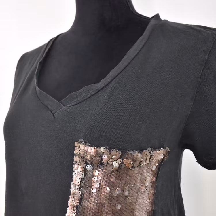 SECOND HAND T-shirt SVART S/M - Lo-ika