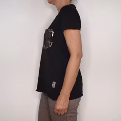 SECOND HAND T-shirt SVART S/M - Lo-ika