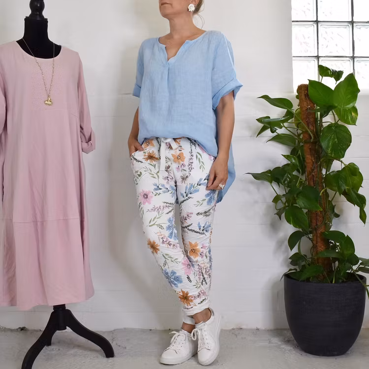 Stretchig Byxa Josefine Blommig VIT - Marta du Chateau