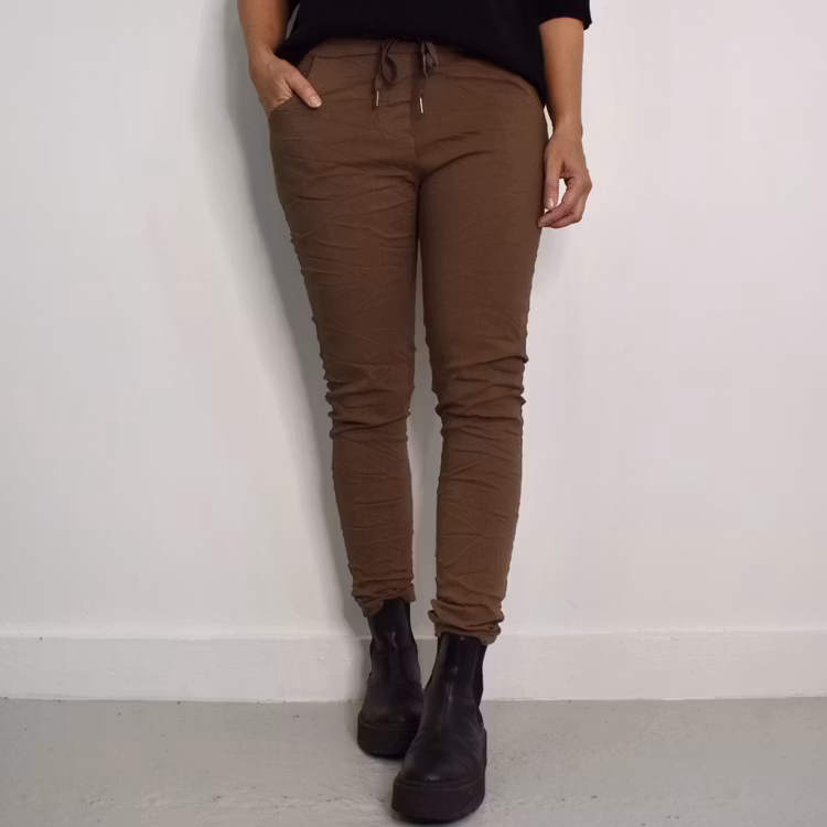 Stretchig Byxa Alva MÖRK TAUPE