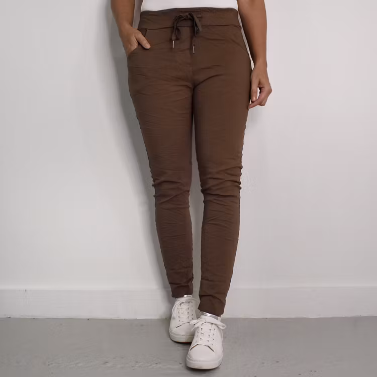Stretchig Byxa Alva MÖRK TAUPE