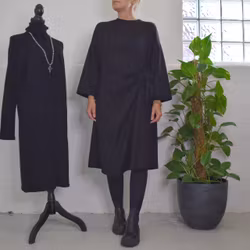 Klänning med Knyt Minna SVART - Camicia