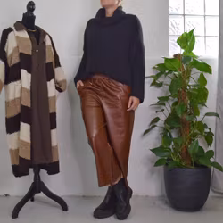 Vid Byxa Konstskinn Winnie BRUN - Camicia