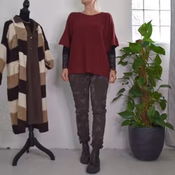 Finstickad Ponchotröja Sia WINE - Marta du Chateau