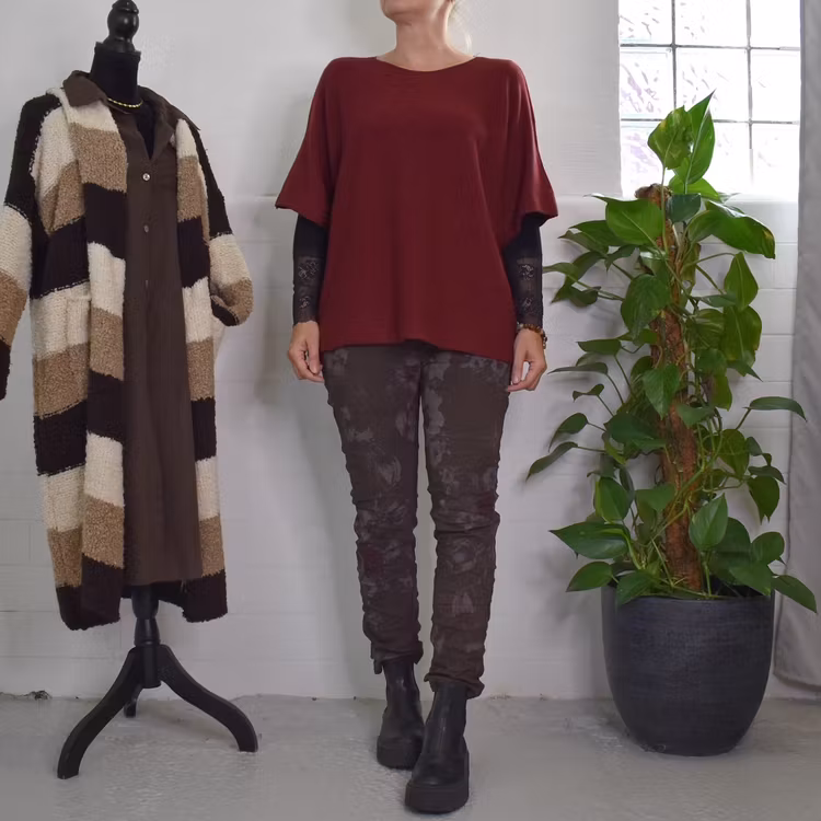 Finstickad Ponchotröja Sia WINE - Marta du Chateau
