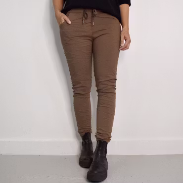 Stretchig Byxa Alva MÖRK TAUPE