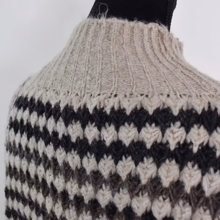 Stickad tröja Fatima BEIGE - Marta du Chateau