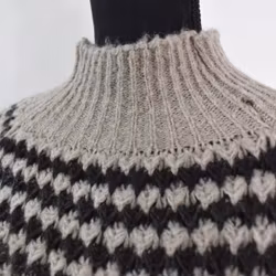 Stickad tröja Fatima BEIGE - Marta du Chateau