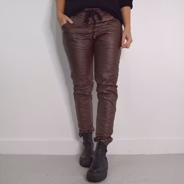 Byxa Lorena Vaxad BRUN - Mix By Heart