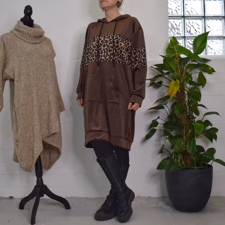 Hoodieklänning Velour Emily BRUN - Camicia