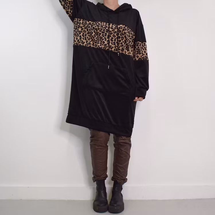 Hoodieklänning Velour Emily SVART - Camicia