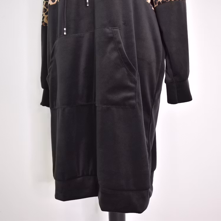 Hoodieklänning Velour Emily SVART - Camicia