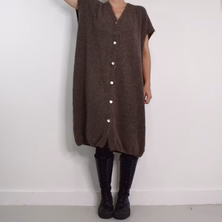 Stickad klänning/väst Joelle BRUN - Camicia