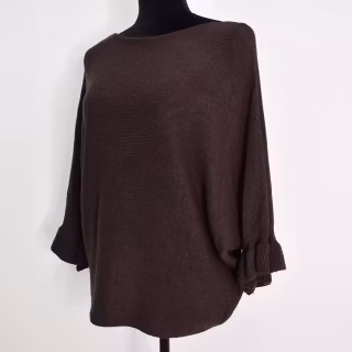 Finstickad tröja Volangärm CHOCOLAT