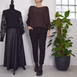 Finstickad tröja Volangärm CHOCOLAT