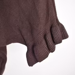 Finstickad tröja Volangärm CHOCOLAT