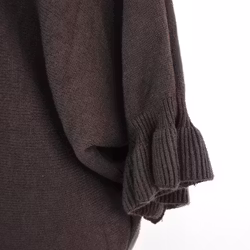 Finstickad tröja Volangärm CHOCOLAT