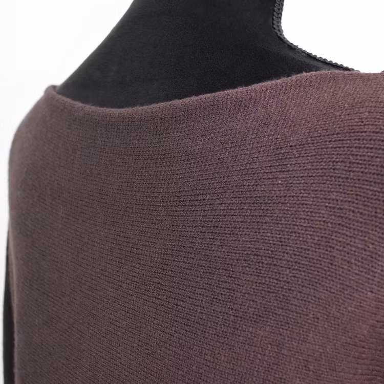 Finstickad tröja Volangärm CHOCOLAT