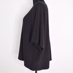 Finstickad Ponchotröja Sia SVART - Marta du Chateau