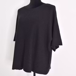 Finstickad Ponchotröja Sia SVART - Marta du Chateau