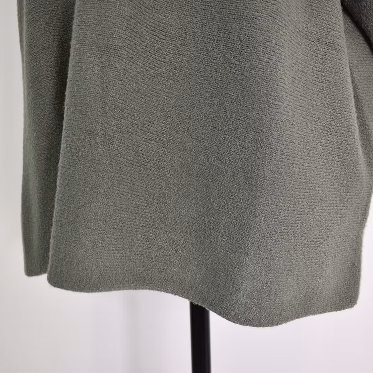 Finstickad Ponchotröja Sia MILITARY - Marta du Chateau