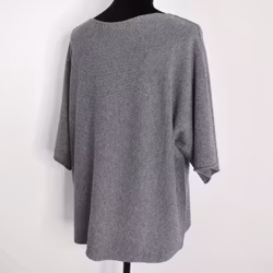 Finstickad Ponchotröja Sia MEDIUM GRÅ - Marta du Chateau