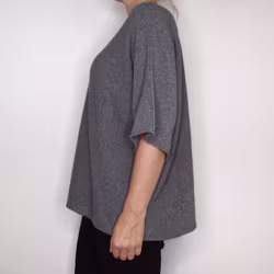 Finstickad Ponchotröja Sia MEDIUM GRÅ - Marta du Chateau