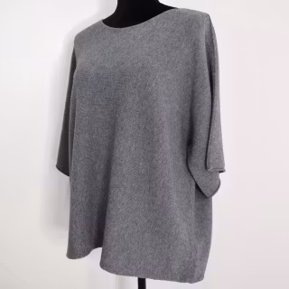 Finstickad Ponchotröja Sia MEDIUM GRÅ - Marta du Chateau