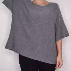 Finstickad Ponchotröja Sia MEDIUM GRÅ - Marta du Chateau