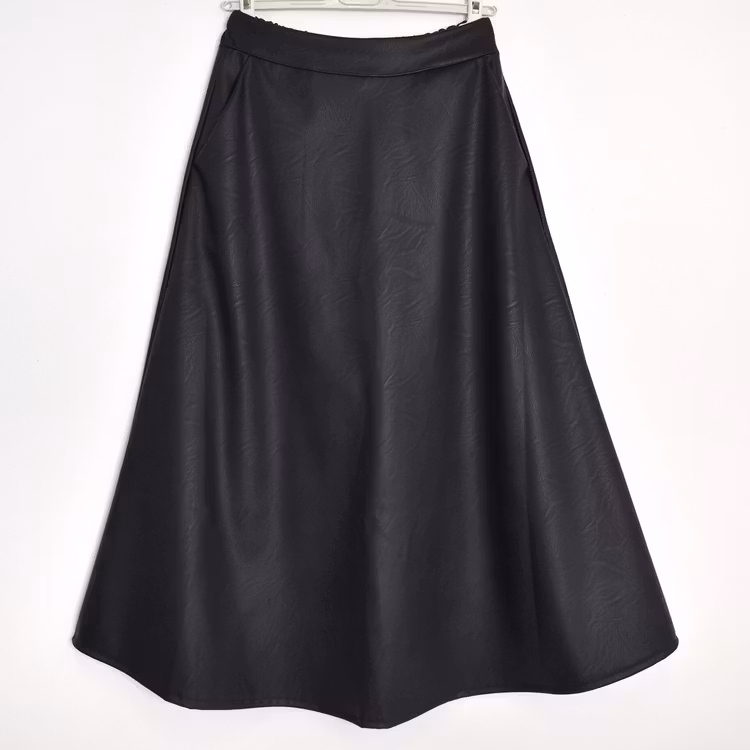 Kjol Alexia Vaxad SVART - Mix By Heart