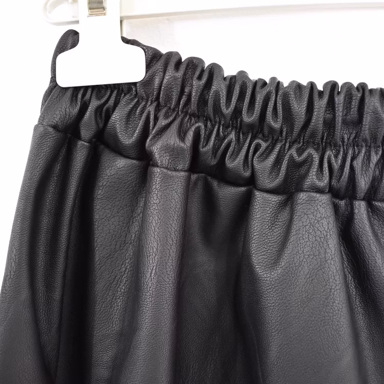 Kjol Alexia Vaxad SVART - Mix By Heart