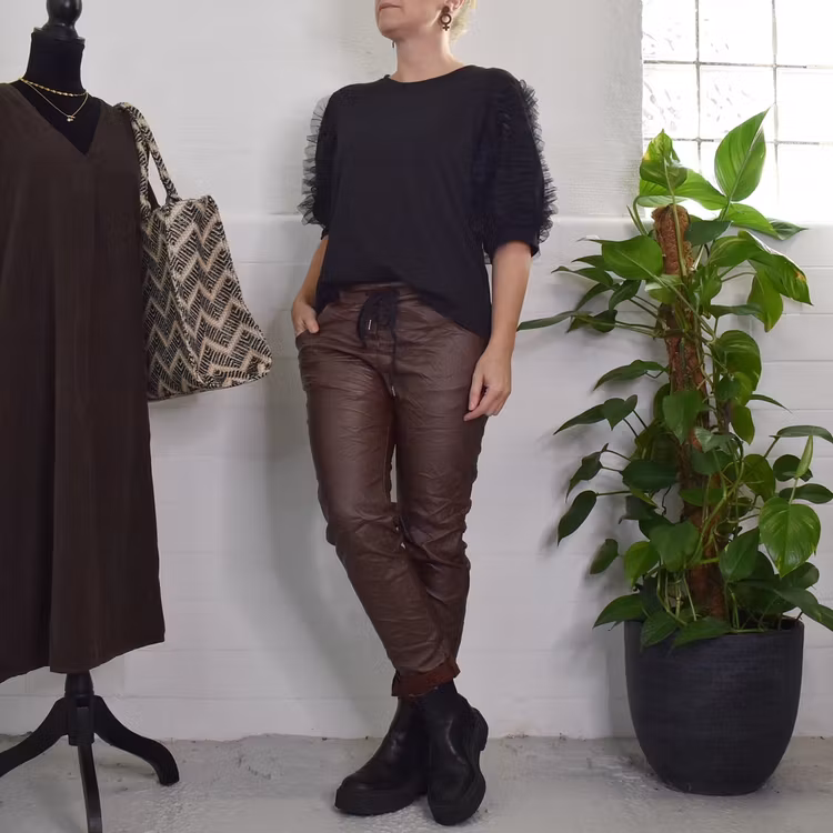 Topp Emina SVART - Mix By Heart