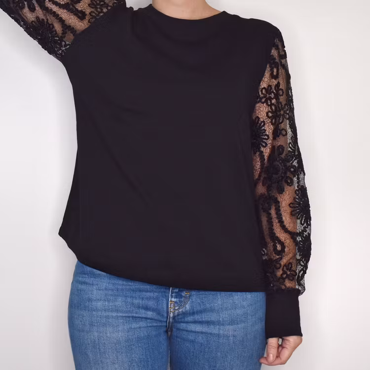 Topp Yvette SVART - Mix By Heart