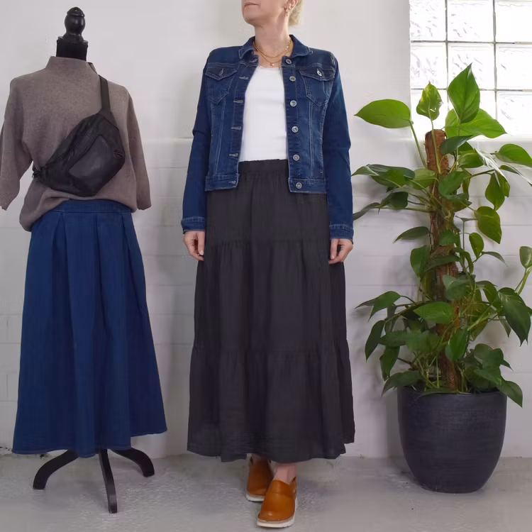 Linnekjol med volanger ANTRACIT